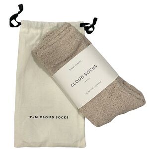 NWT T+M Cloud Socks in Beige